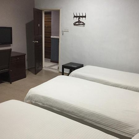 Hotel Shafura 1 Chukai Kültér fotó